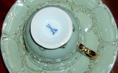 Mei�en 1820 Kaffeegedeck Reliefporzellan